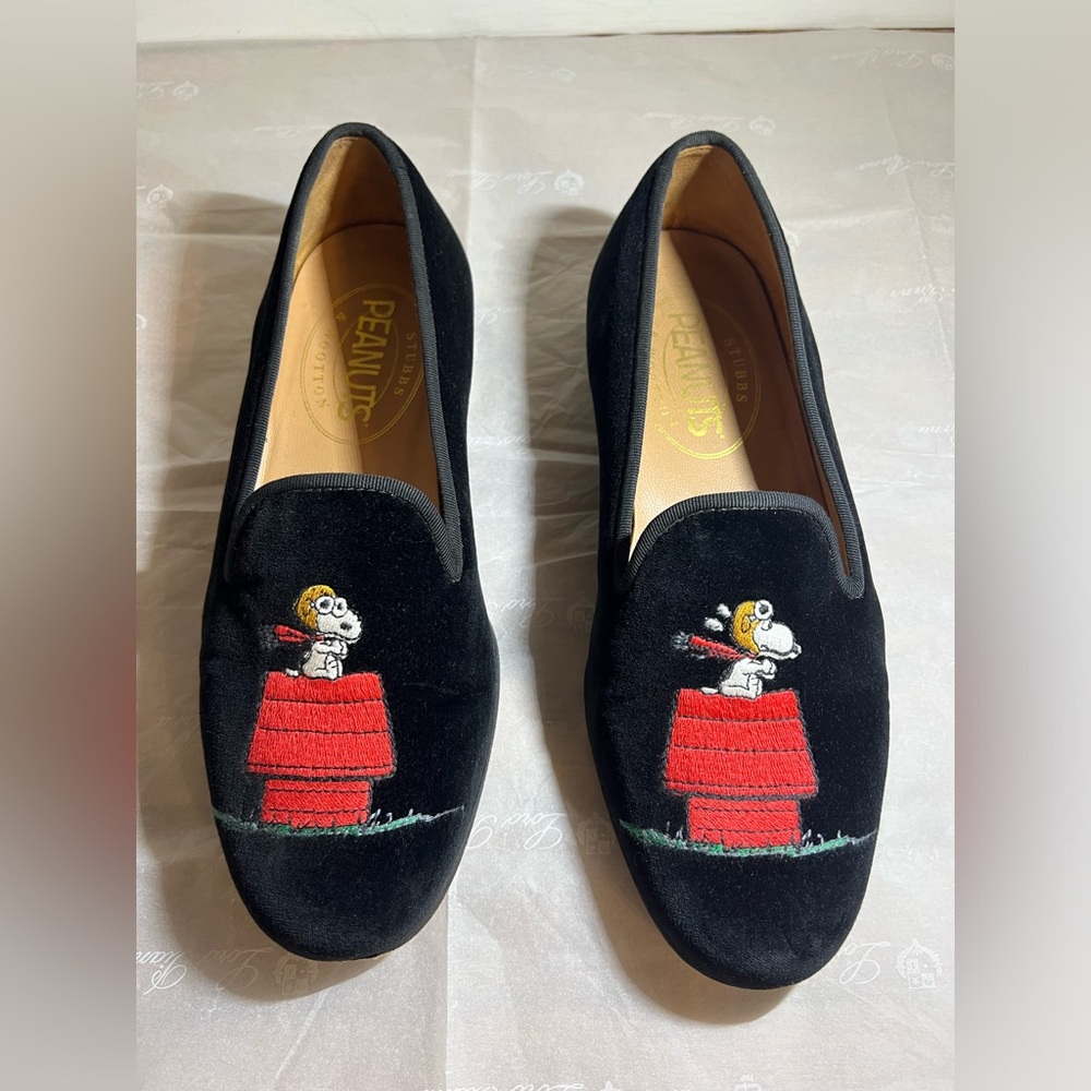 Stubbs and wootton size 8 bespoke black velvet loafers.